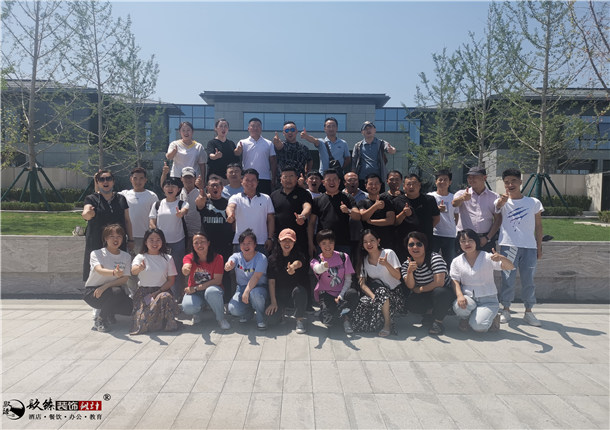 �y���b�޹�˾|�y���b���OӋ��˾|�N���b�