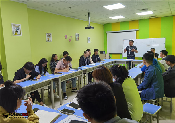 �y���b�޹�˾|�y���b���OӋ��˾|�N���b�