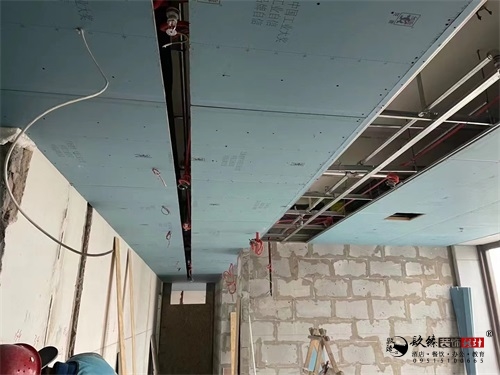 �y���k�����b��|�N���OӋ